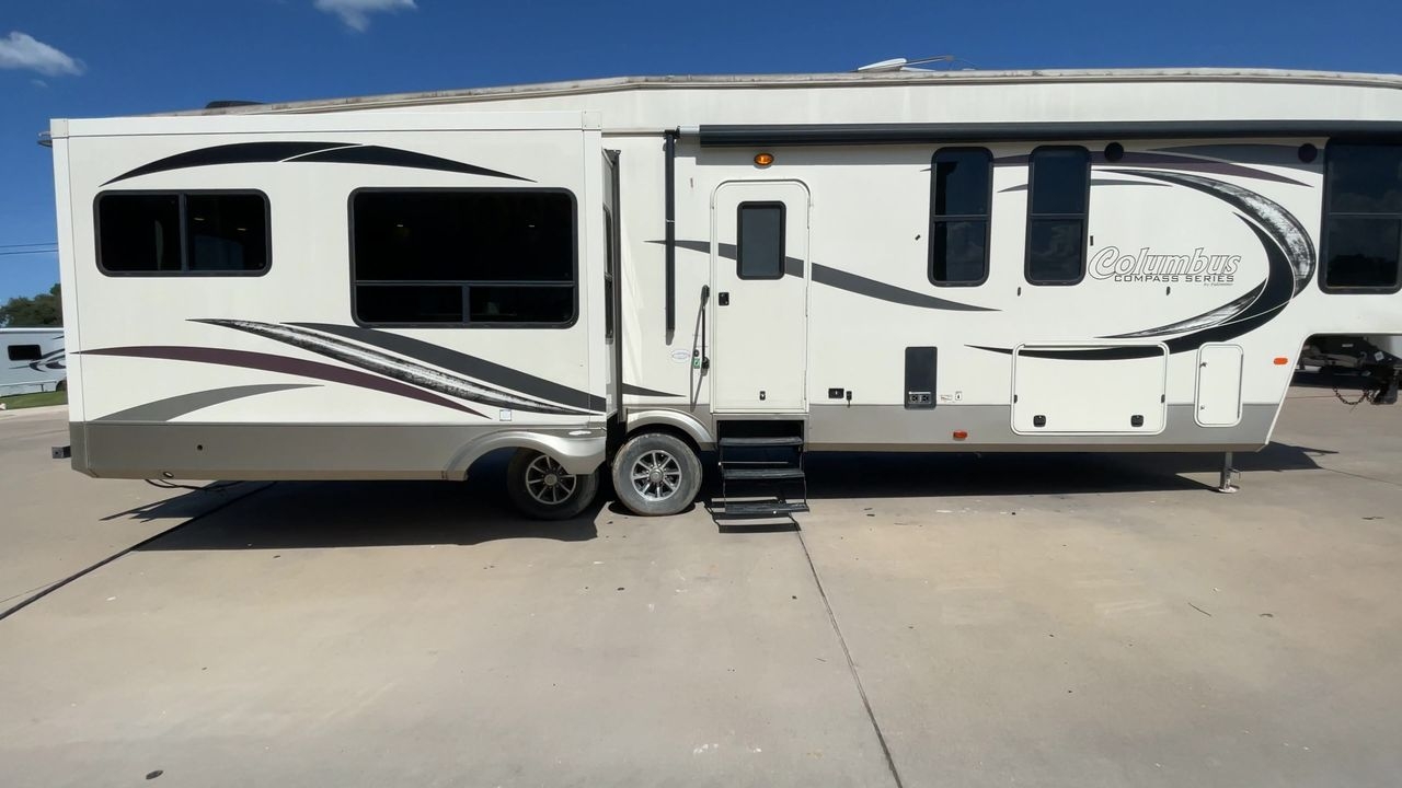 2016 FOREST RIVER COLUMBUS 377MBC