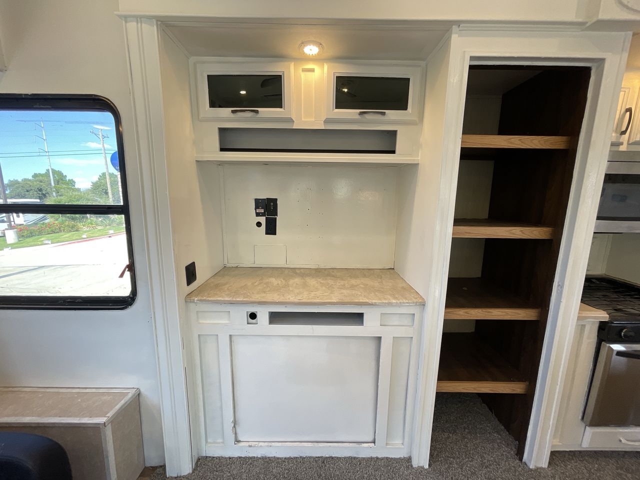 2016 FOREST RIVER COLUMBUS 377MBC