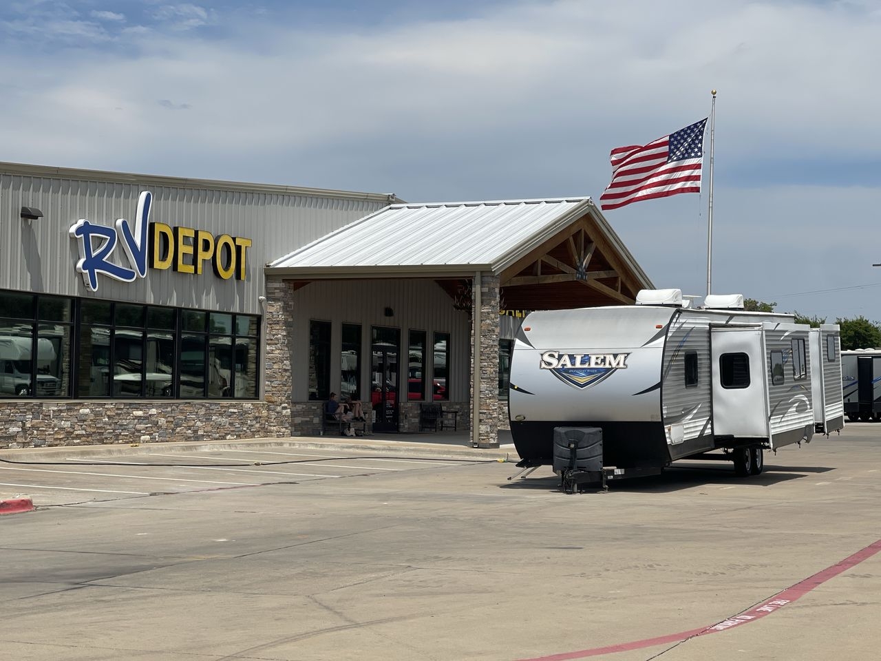 2018 FOREST RIVER SALEM 32BHDS