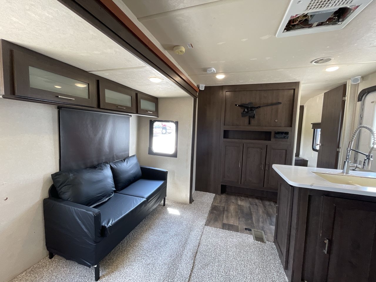 2018 FOREST RIVER SALEM 32BHDS