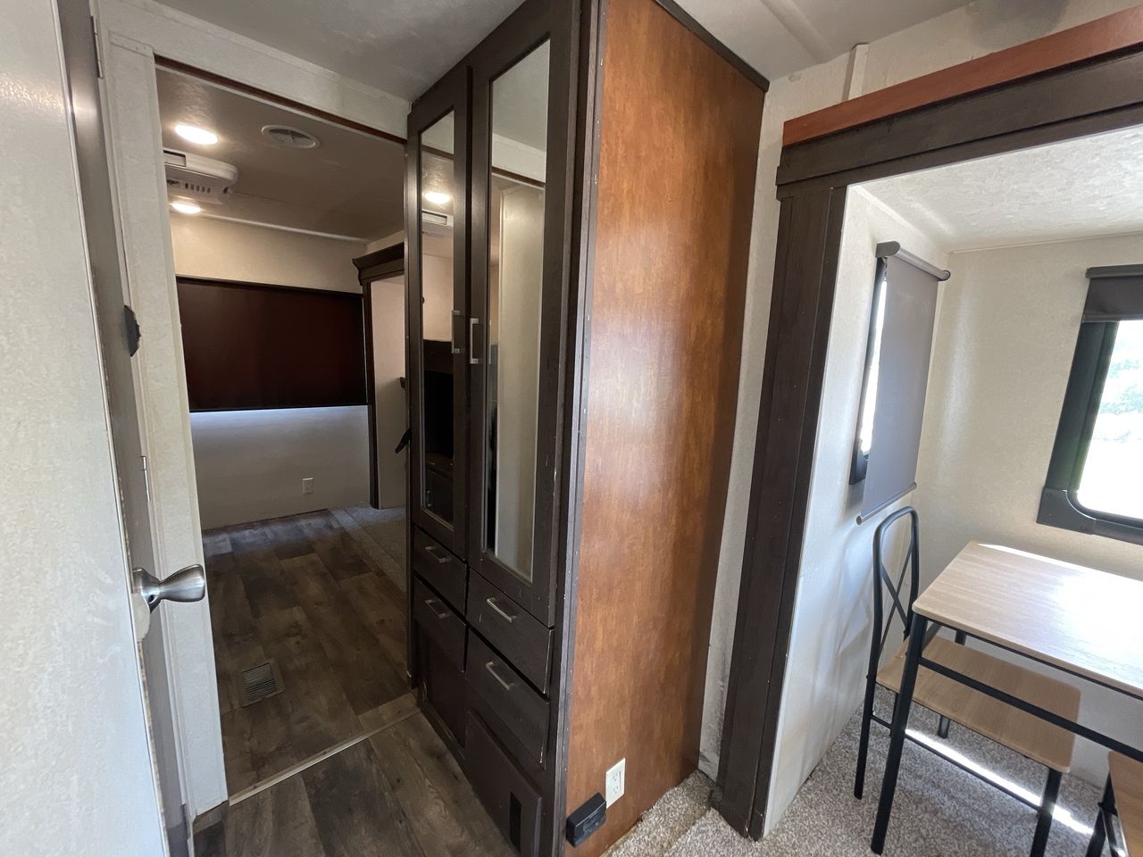 2018 FOREST RIVER SALEM 32BHDS