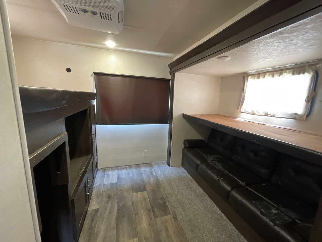 2018 FOREST RIVER SALEM 32BHDS