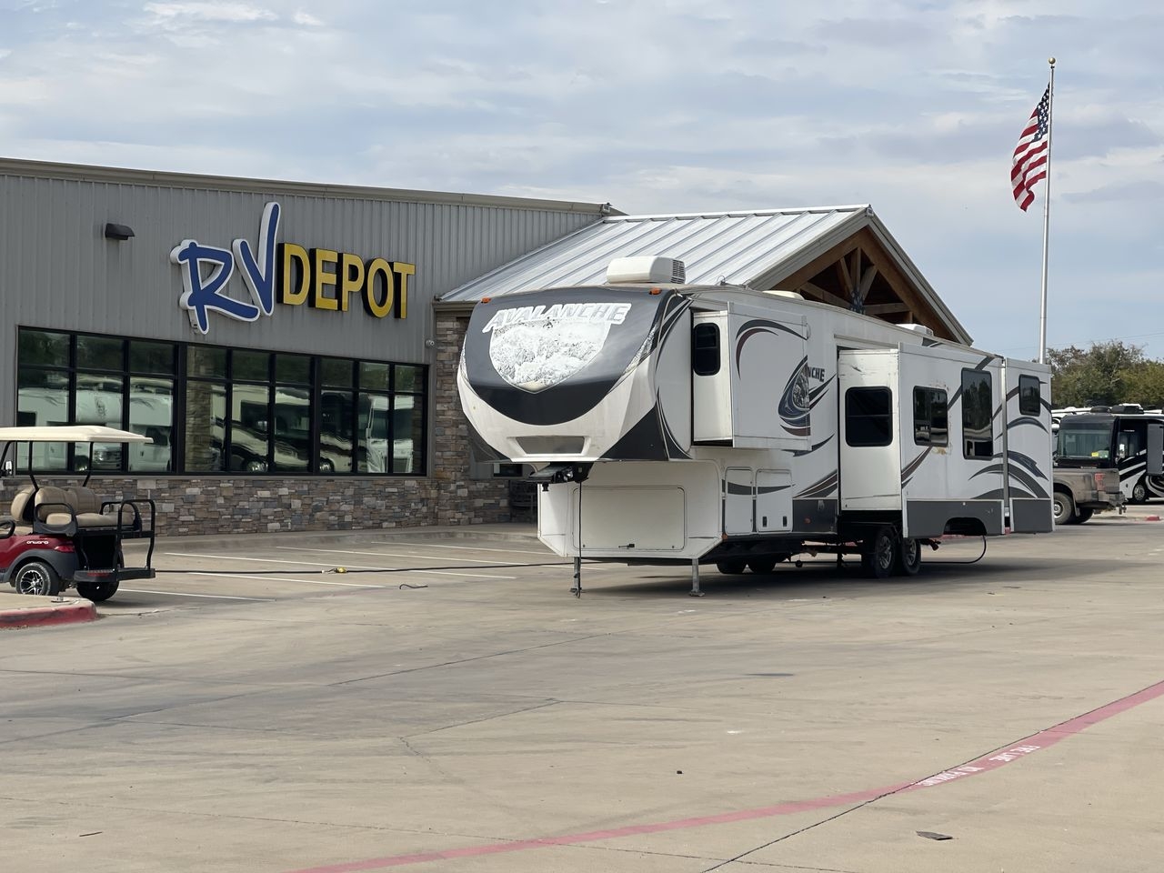 2014 KEYSTONE AVALANCHE 360RB