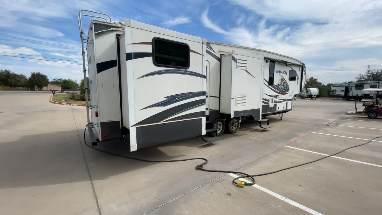 2014 KEYSTONE AVALANCHE 360RB