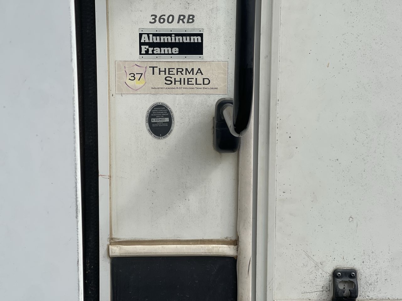 2014 KEYSTONE AVALANCHE 360RB