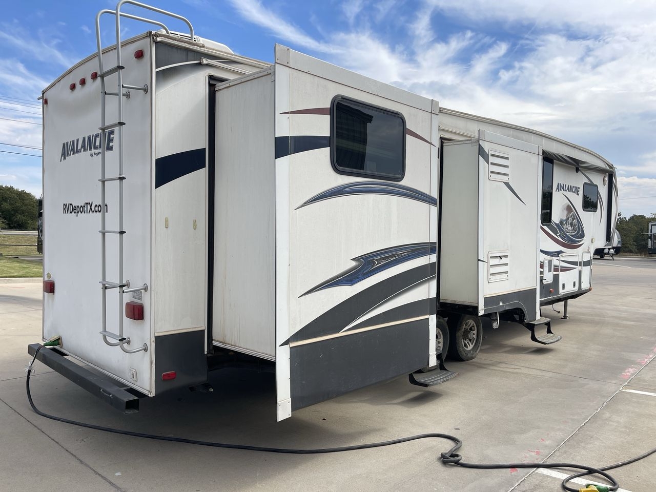 2014 KEYSTONE AVALANCHE 360RB