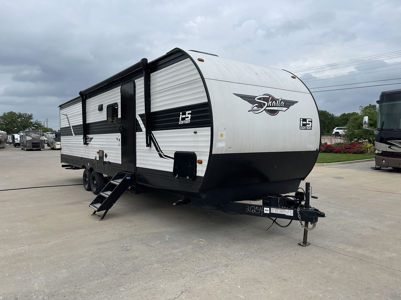 2023 FOREST RIVER SHASTA 532DS