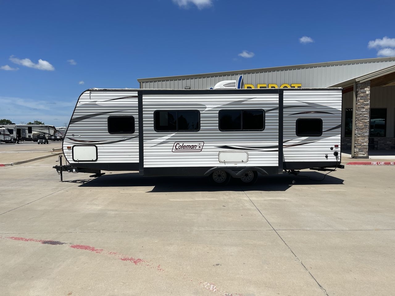 2017 KEYSTONE COLEMAN 263BH