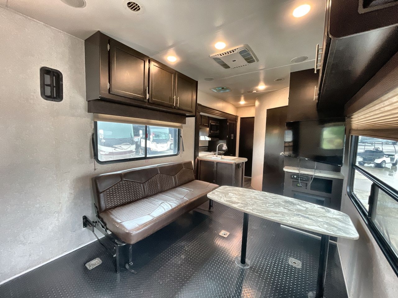 2017 JAYCO OCTANE 30F