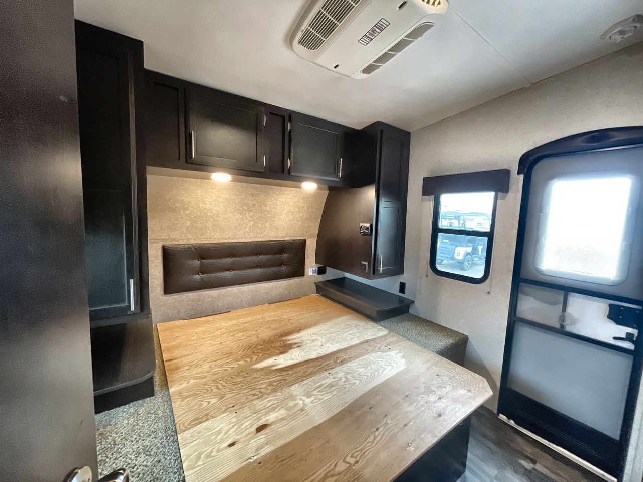 2017 JAYCO OCTANE 30F