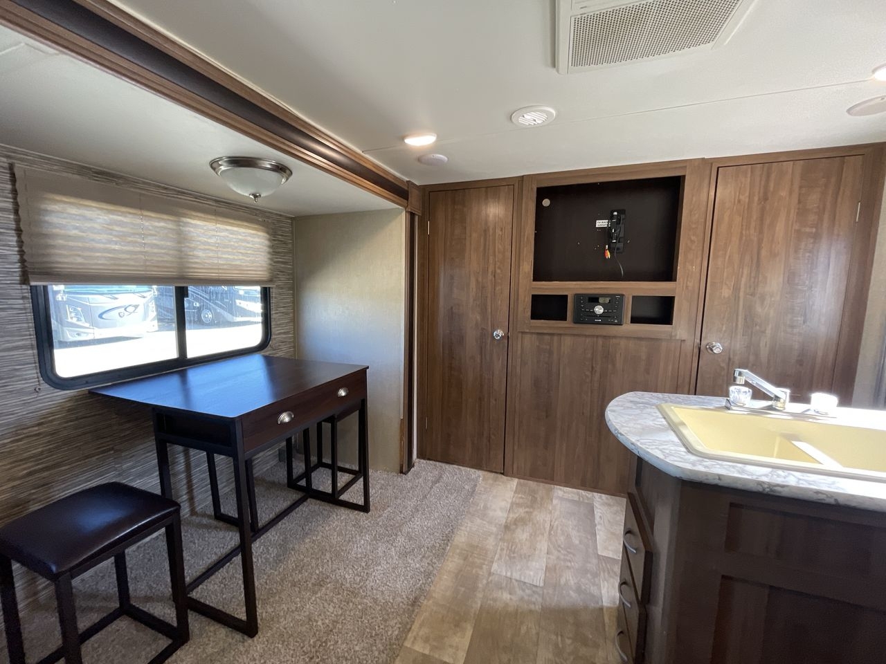 2018 GULF STREAM CONQUEST 268BH
