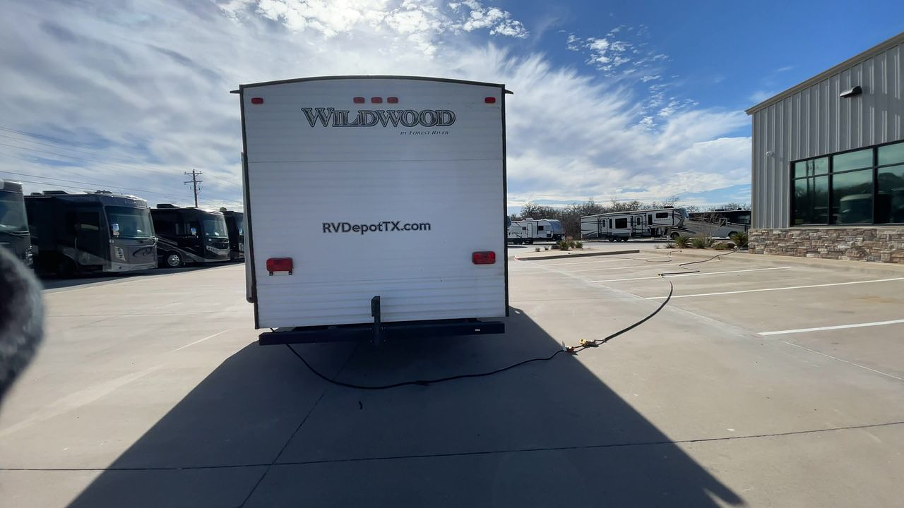 2016 FOREST RIVER WILDWOOD 28DBUD