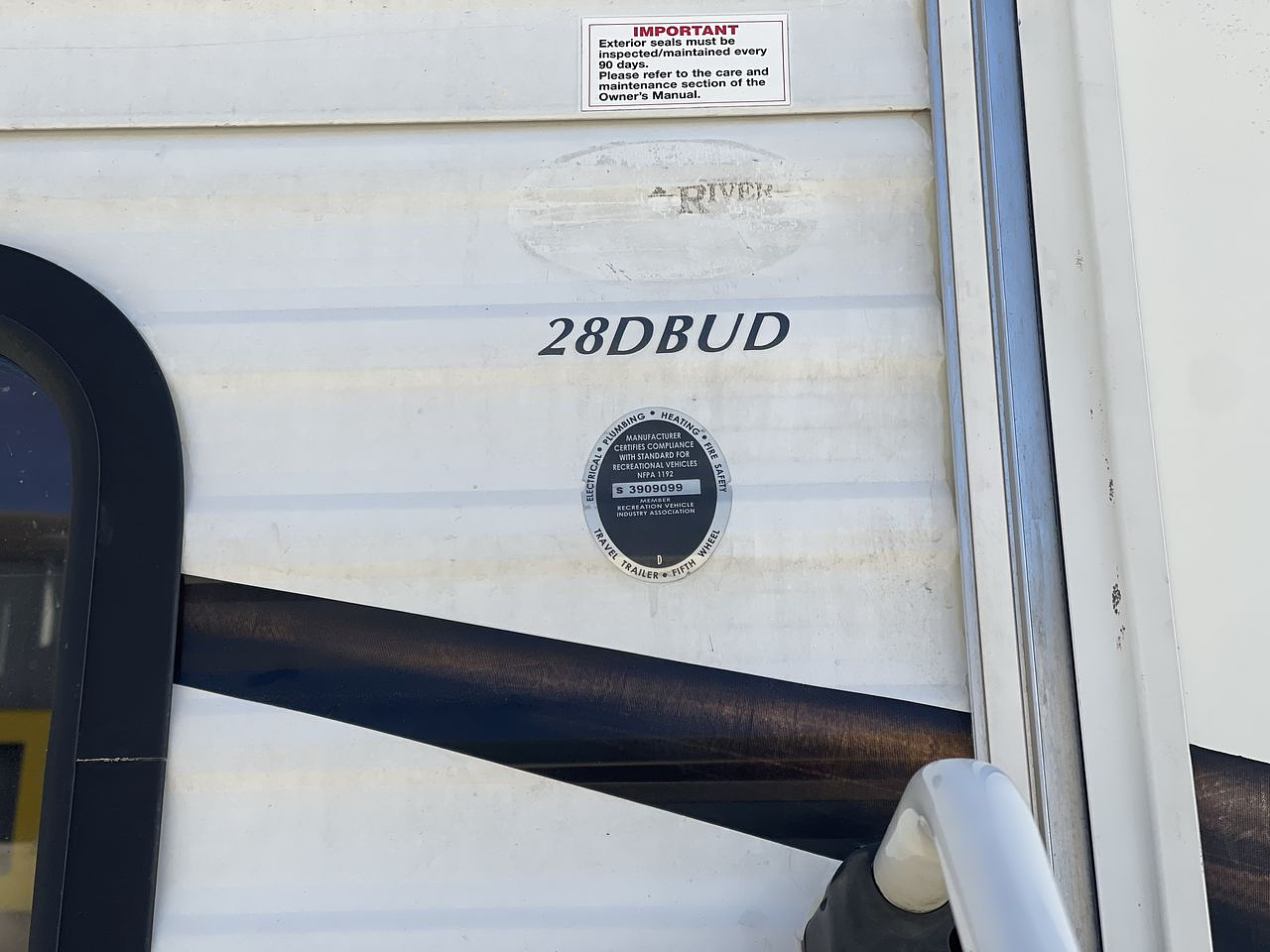 2016 FOREST RIVER WILDWOOD 28DBUD