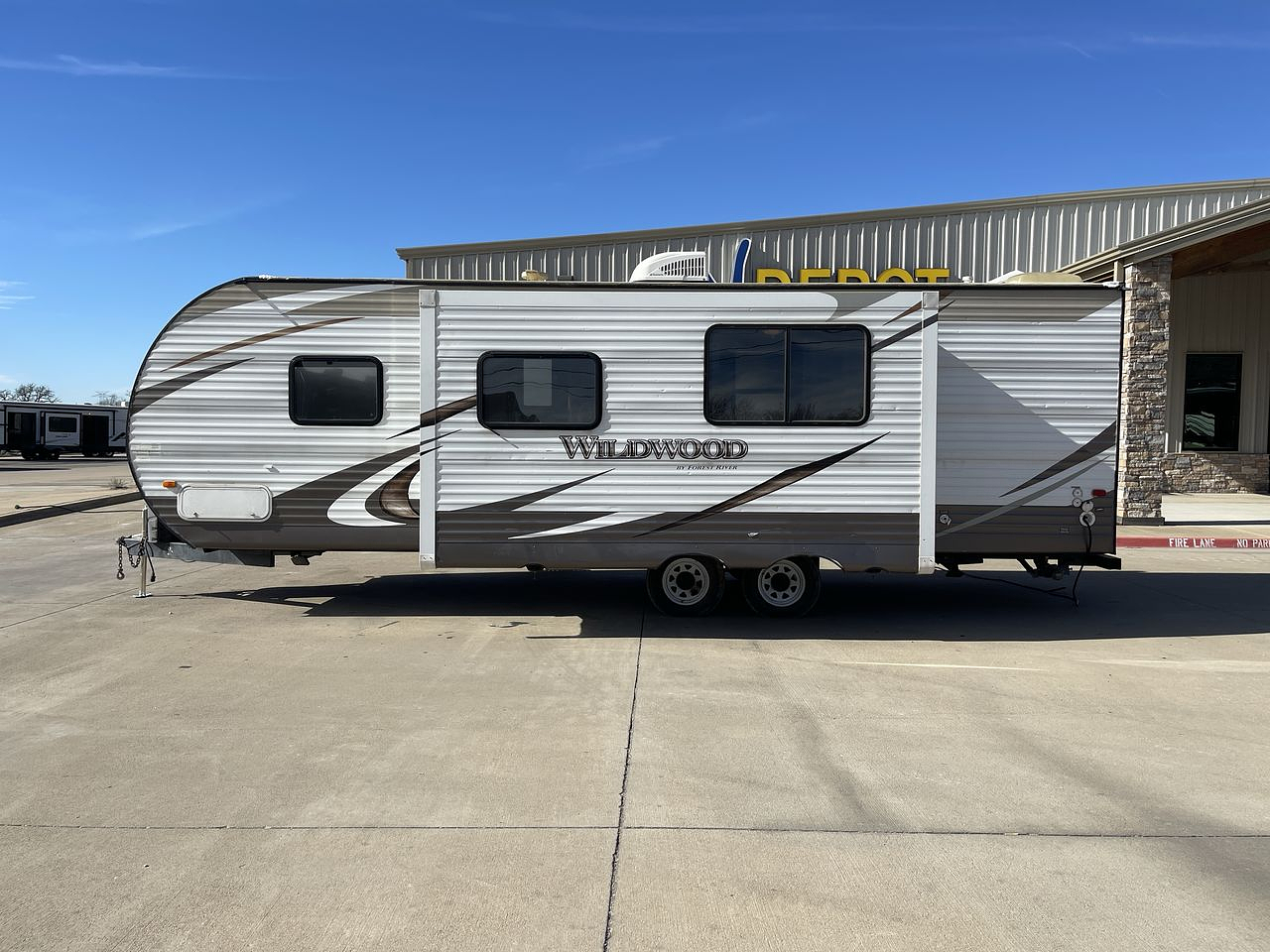 2016 FOREST RIVER WILDWOOD 28DBUD