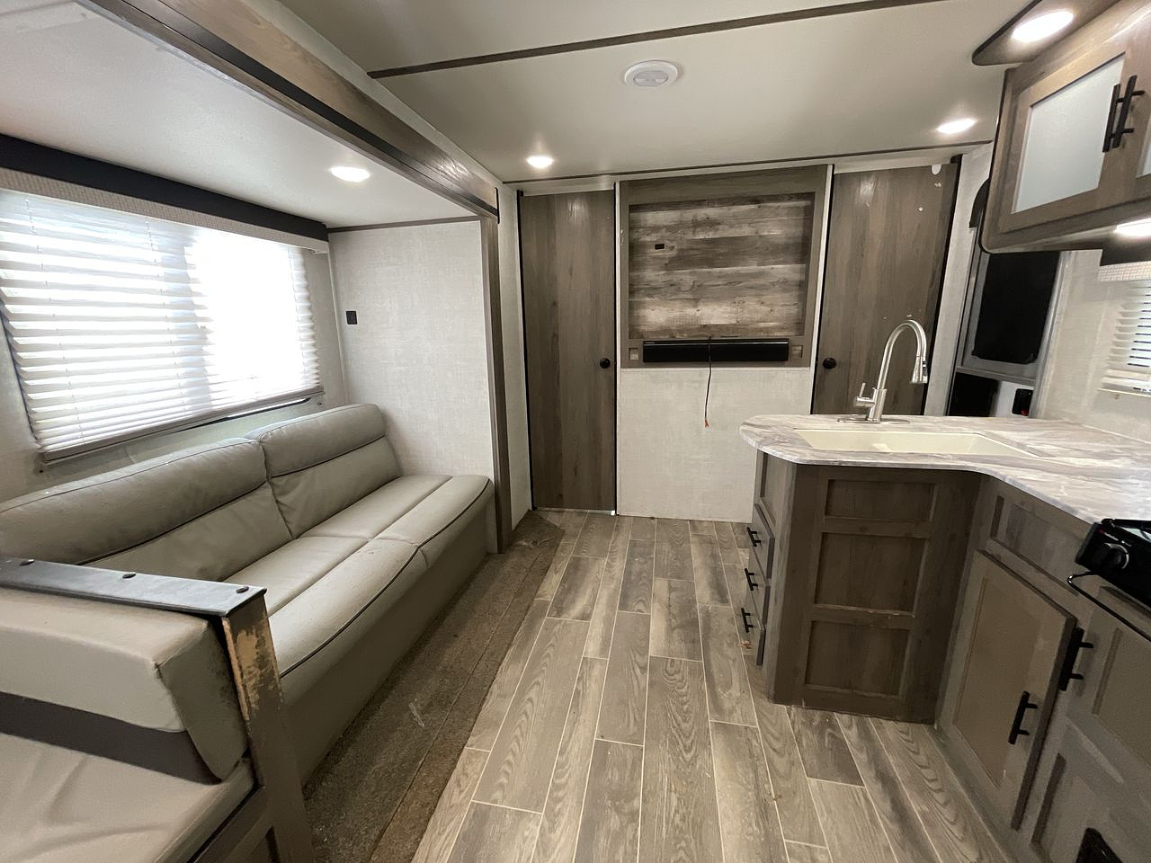 2021 GULF STREAM KINGSPORT 279BH