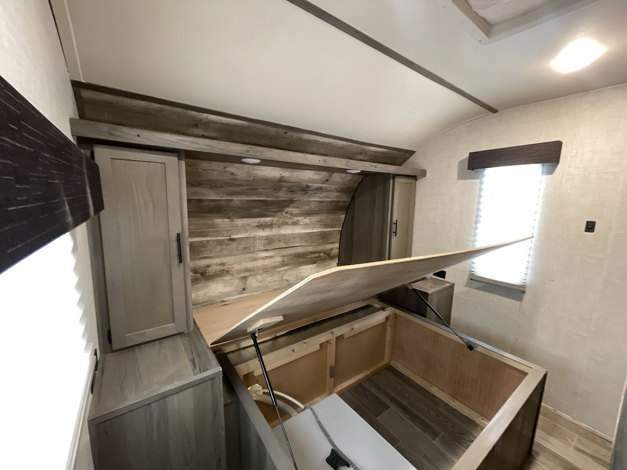 2021 GULF STREAM KINGSPORT 279BH