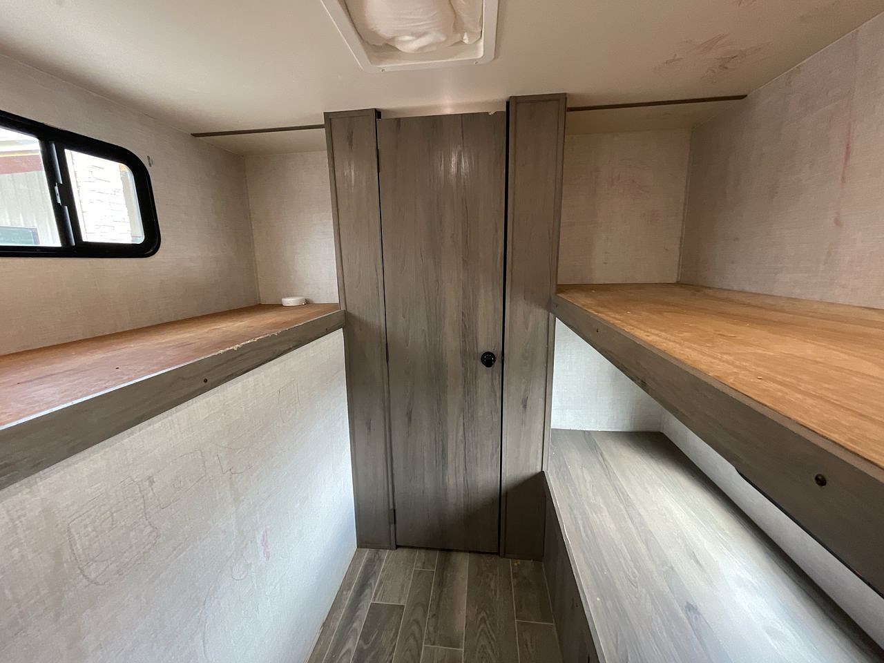 2021 GULF STREAM KINGSPORT 279BH