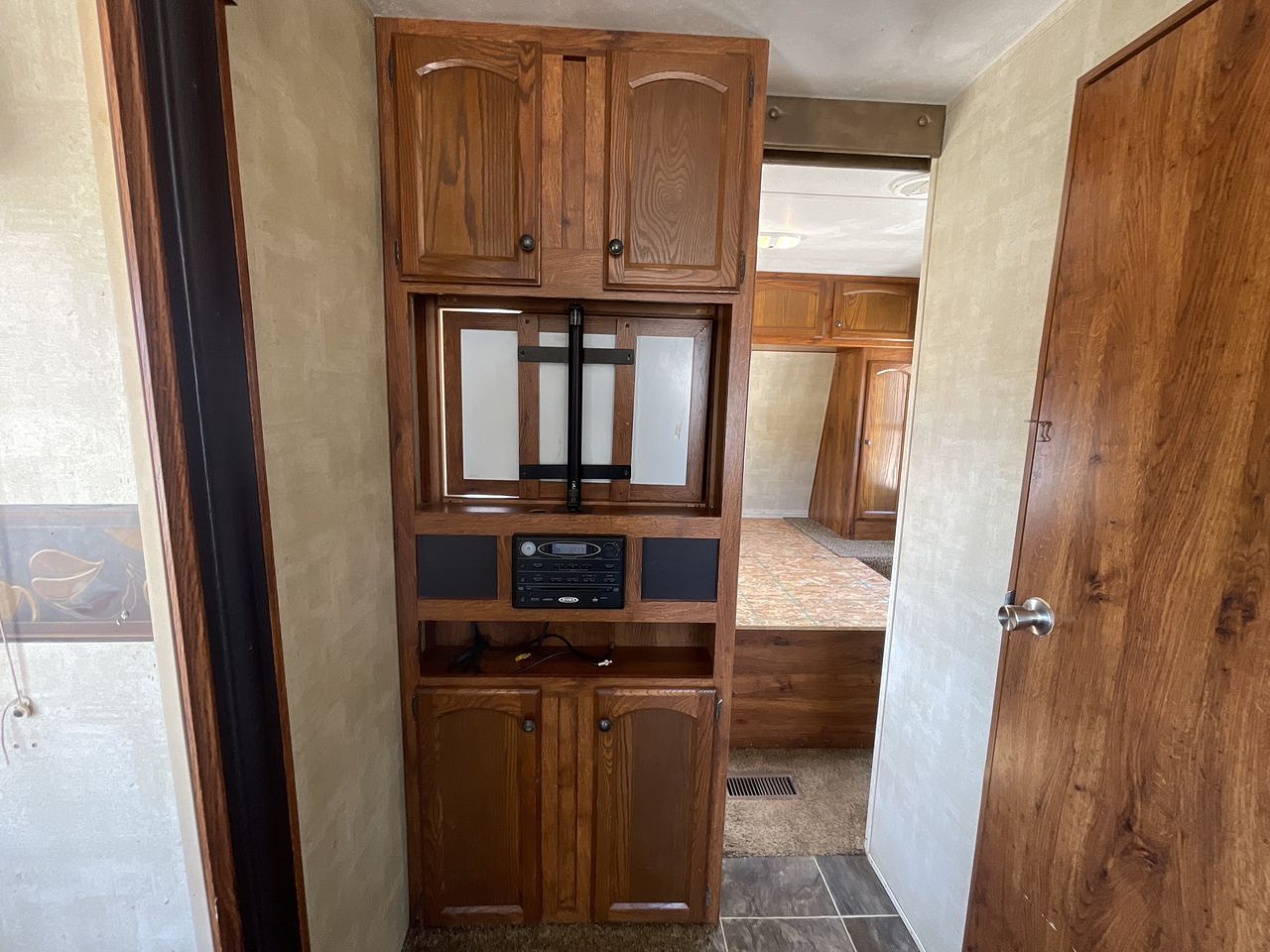2013 KEYSTONE HIDEOUT 26RLS