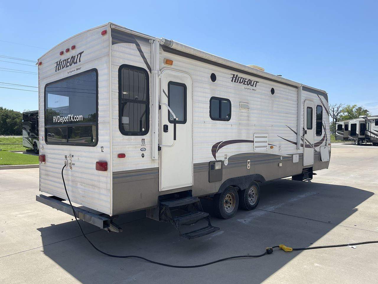 2013 KEYSTONE HIDEOUT 26RLS