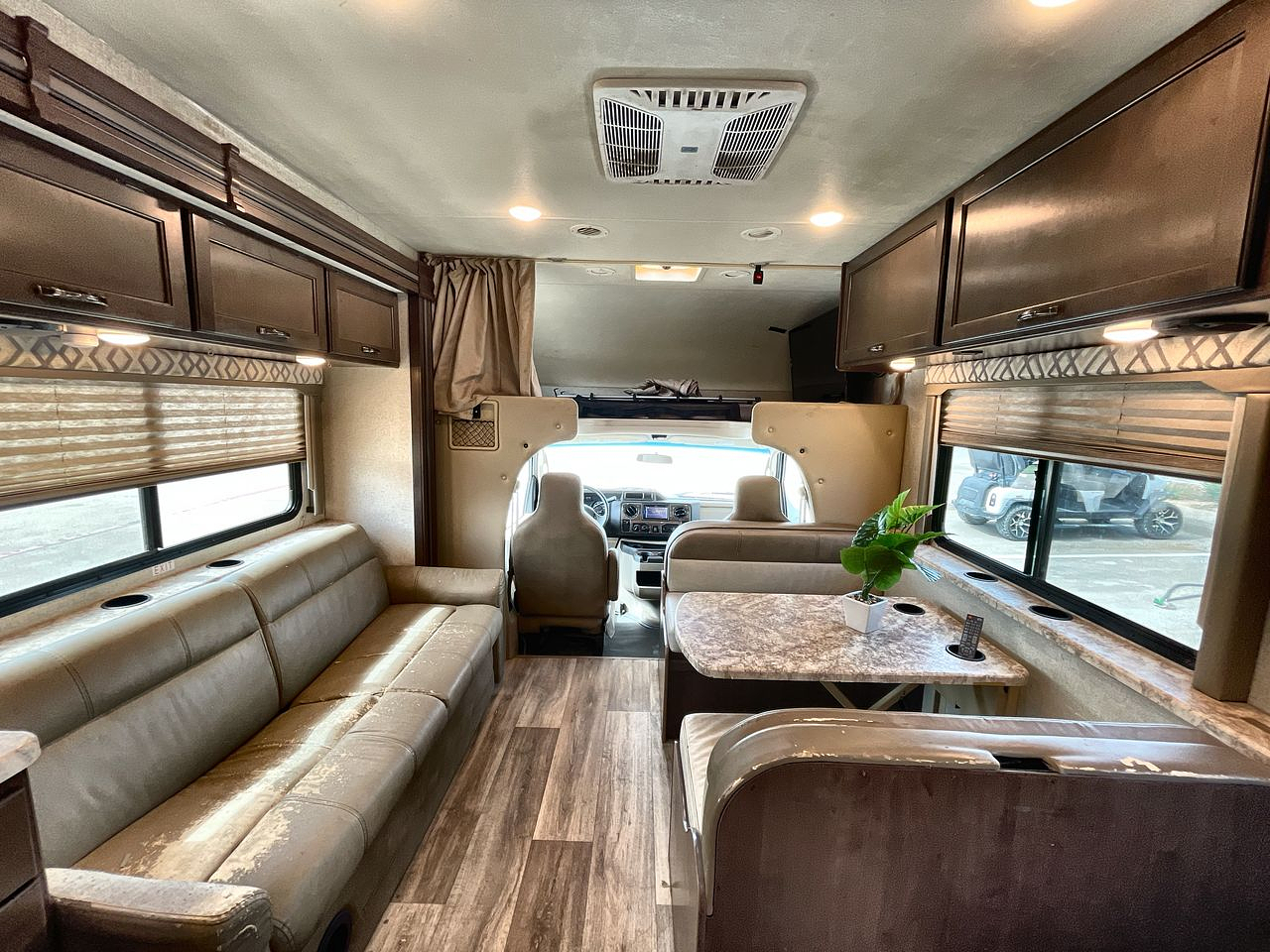 2019 THOR FOUR WINDS 30D