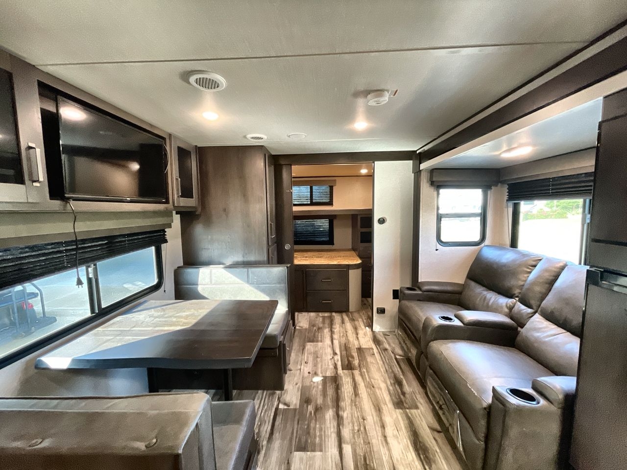 2023 GRAND DESIGN TRANSCEND 297QB