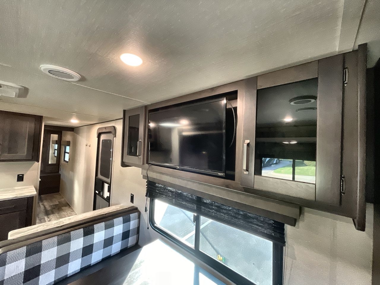 2023 GRAND DESIGN TRANSCEND 297QB