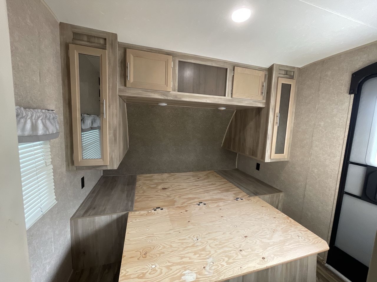 2019 COACHMEN CATALINA 273BHSCK