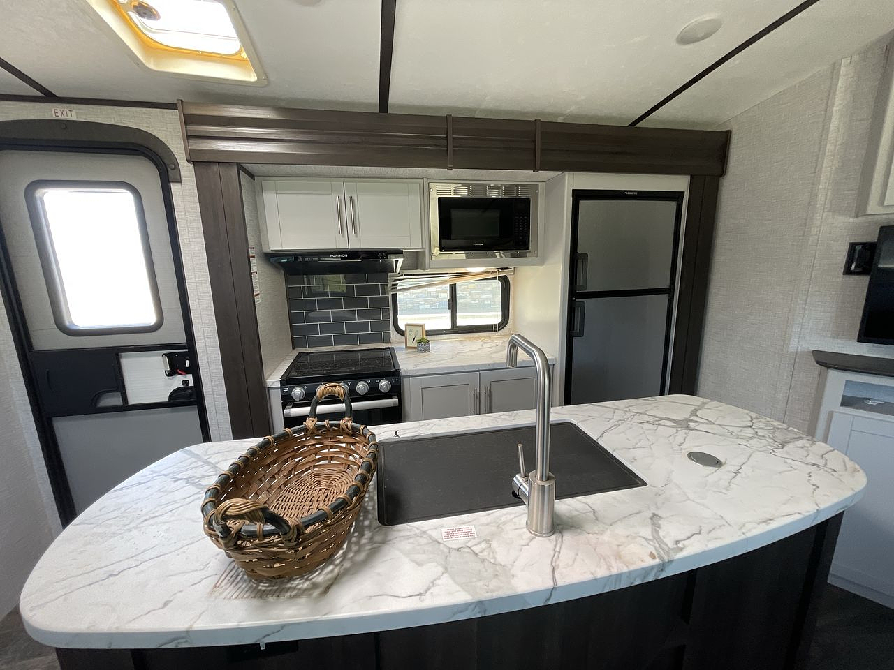 2021 KEYSTONE BULLET 330BHS