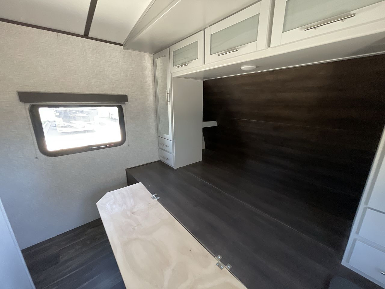 2021 KEYSTONE BULLET 330BHS