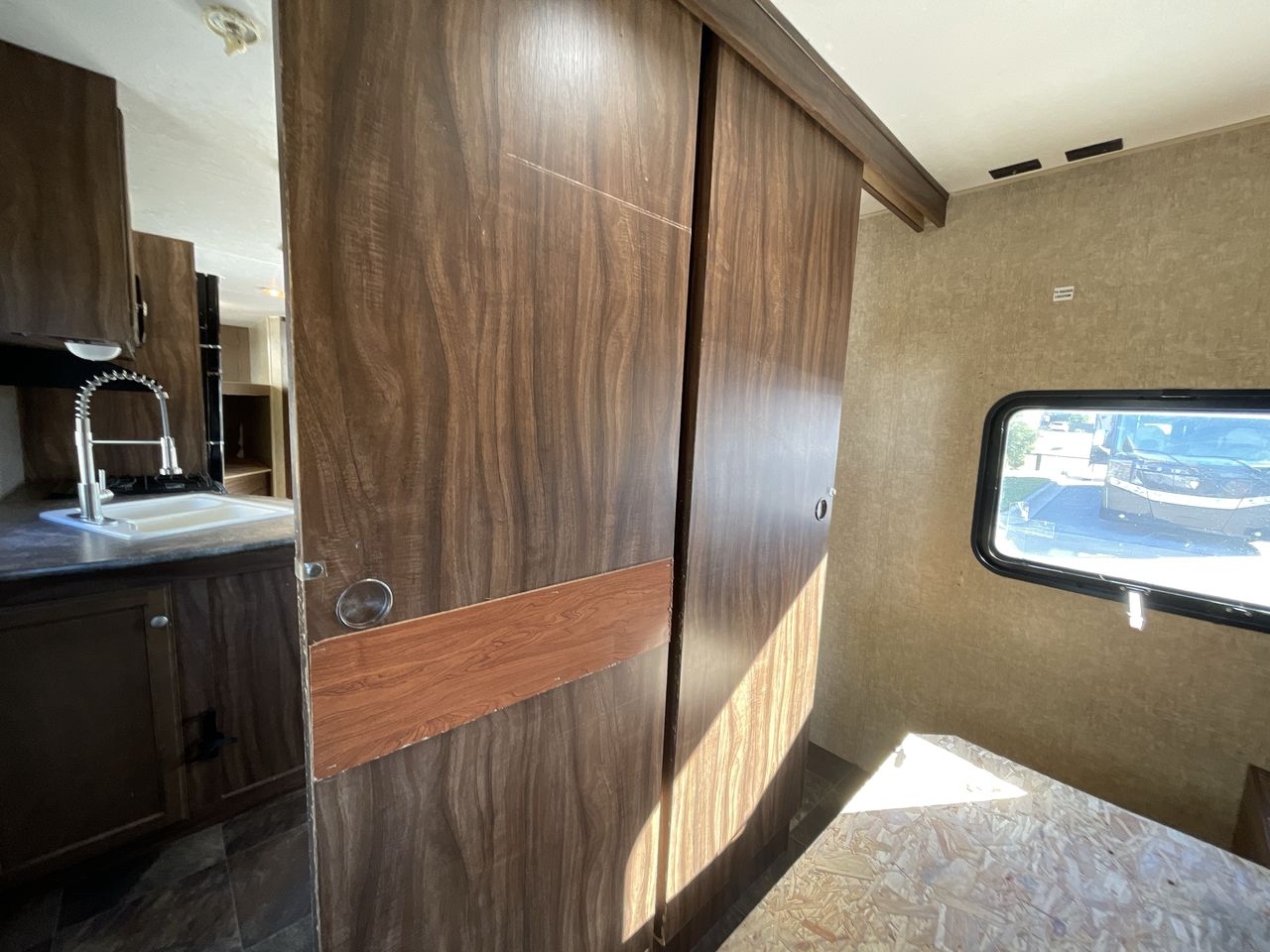 2015 K-Z SPORTSMEN 302BH