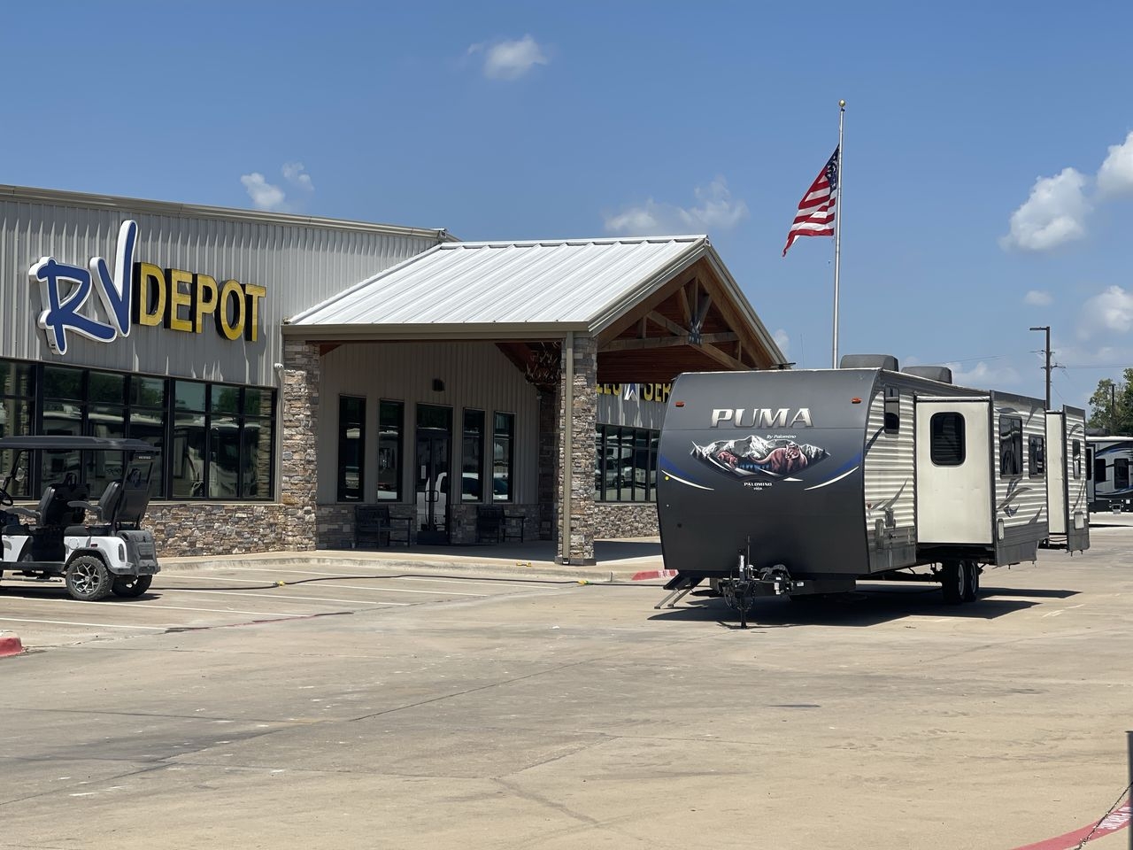 2018 FOREST RIVER PUMA 32FBIS