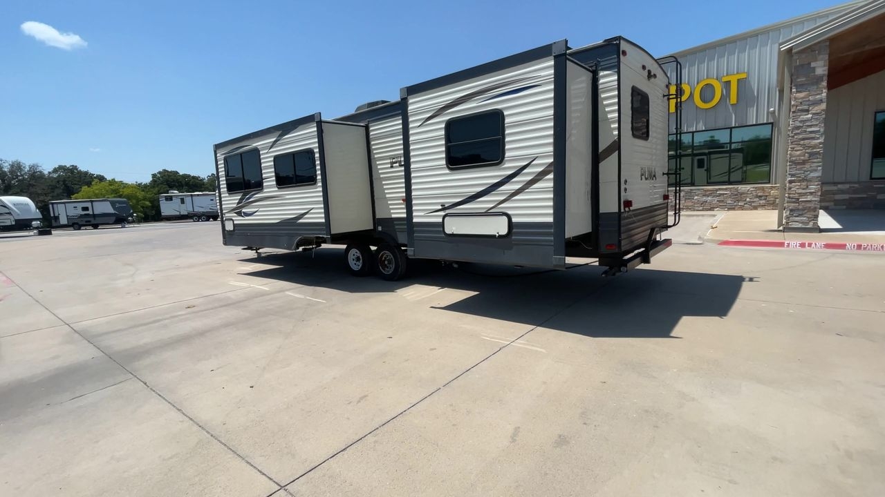 2018 FOREST RIVER PUMA 32FBIS