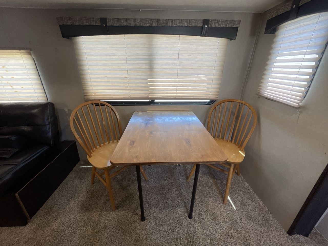 2018 FOREST RIVER PUMA 32FBIS