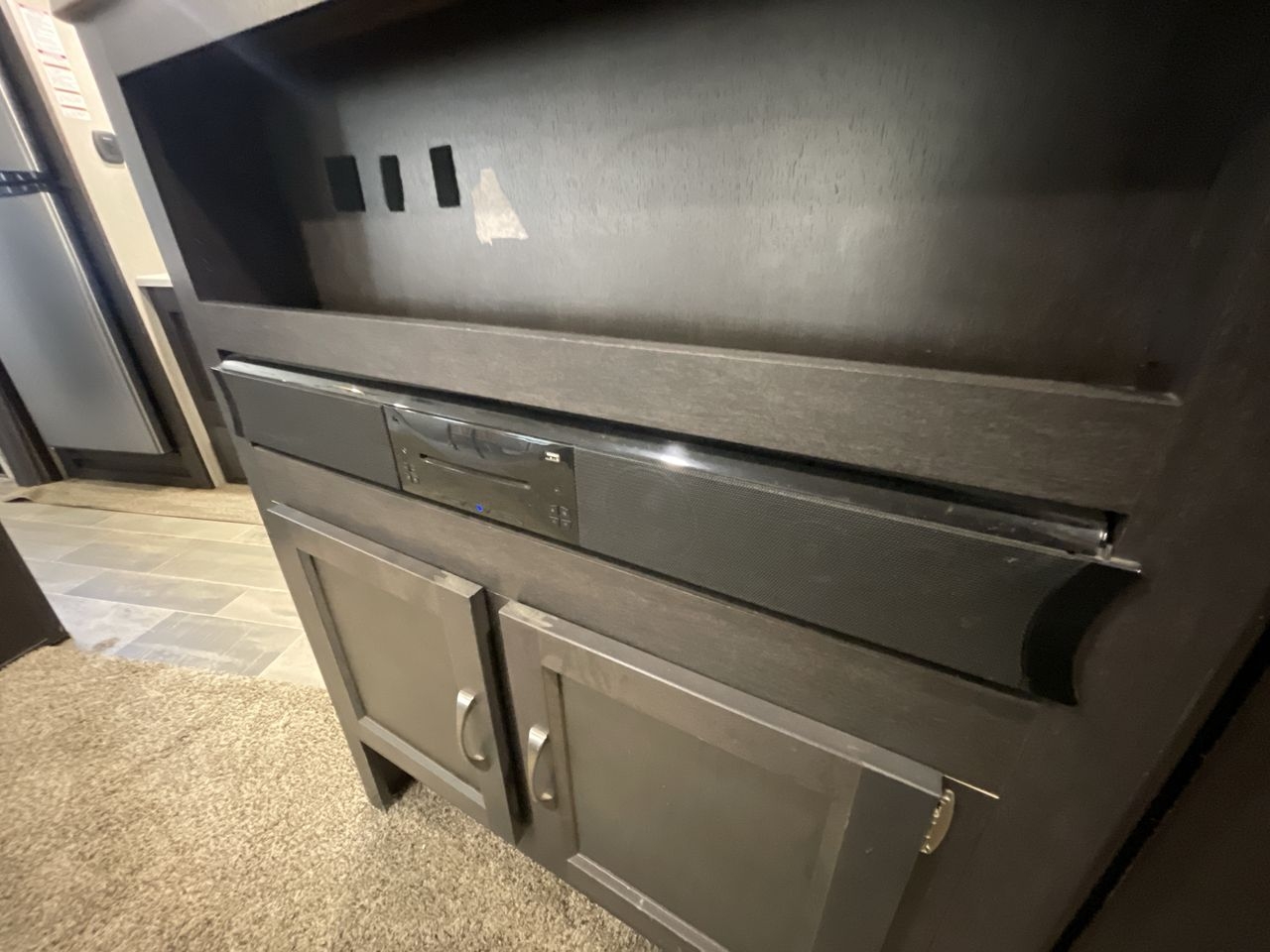 2018 FOREST RIVER PUMA 32FBIS