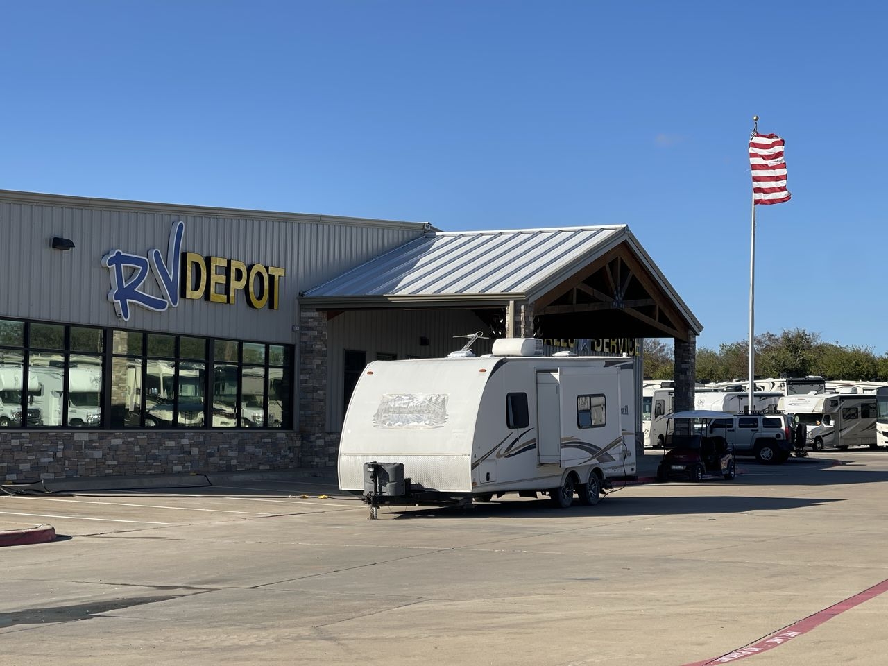 2012 HEARTLAND NORTH TRAIL 21FBS