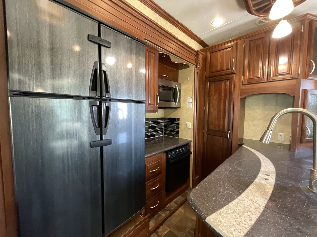 2013 FOREST RIVER SANIBEL 3400