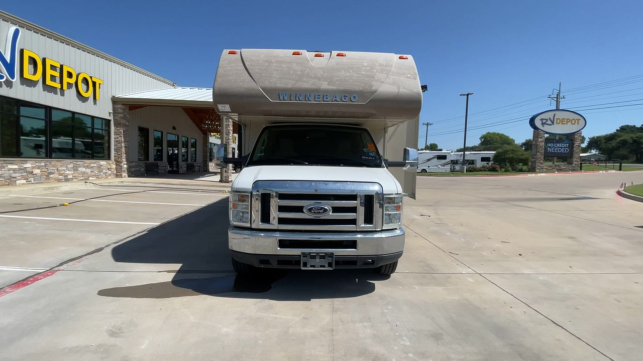 2016 WINNEBAGO MINNIE WINNIE 31K