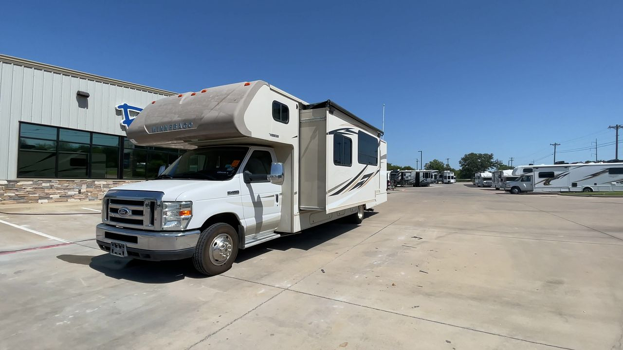 2016 WINNEBAGO MINNIE WINNIE 31K