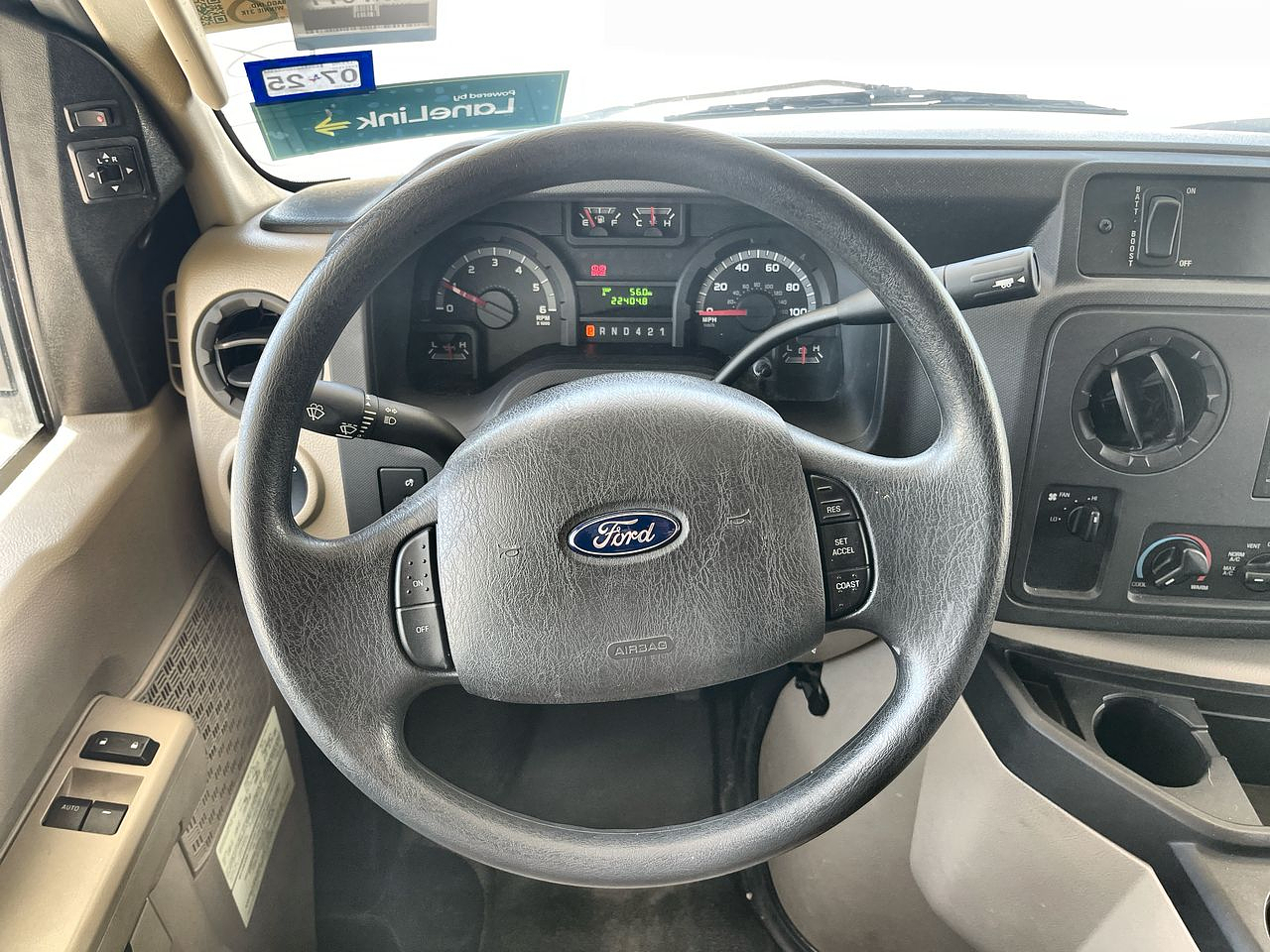 2016 WINNEBAGO MINNIE WINNIE 31K