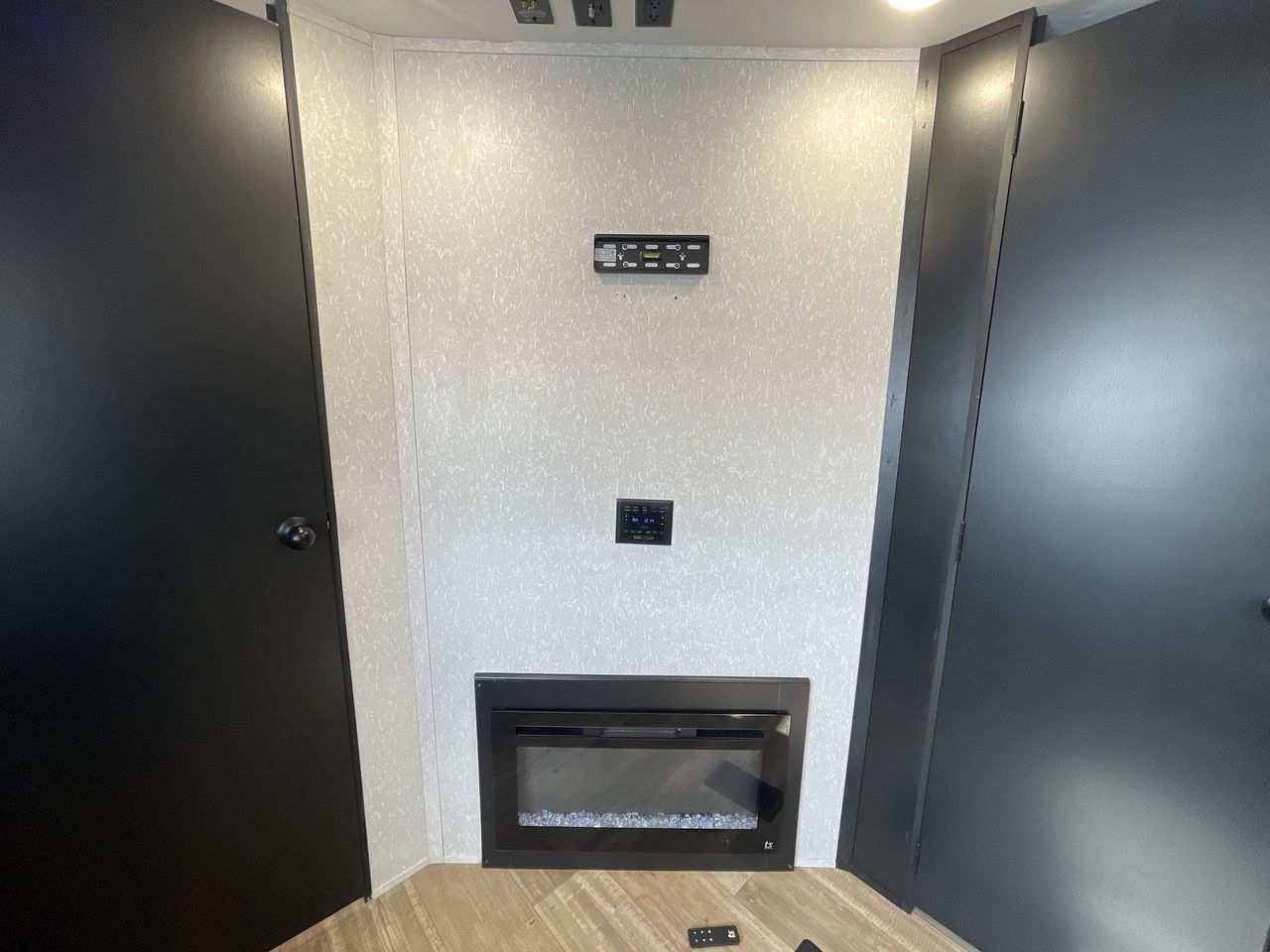 2022 FOREST RIVER CHEROKEE 264DBH