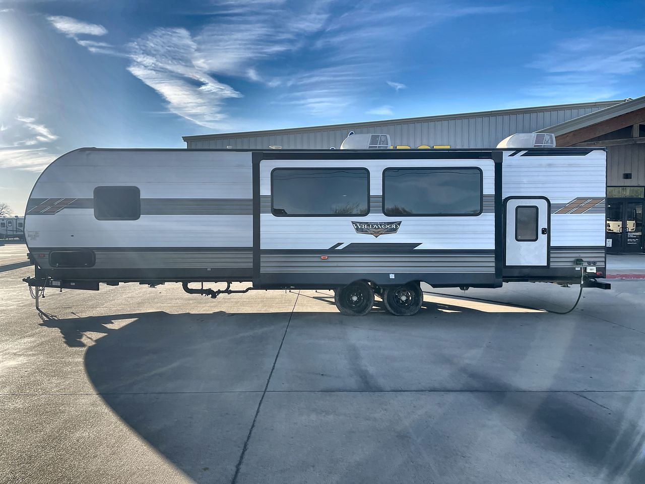 2020 FOREST RIVER WILDWOOD 29VBUD