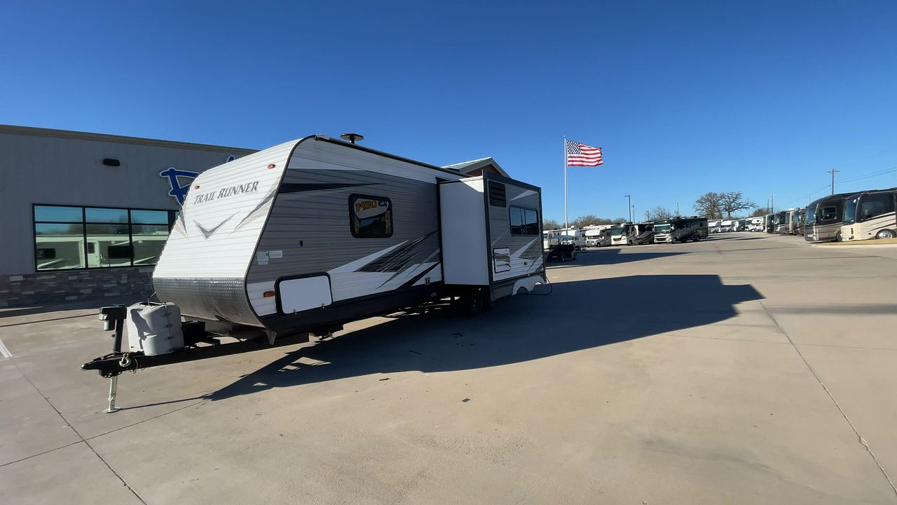 2021 HEARTLAND TRAIL RUNNER 261JM