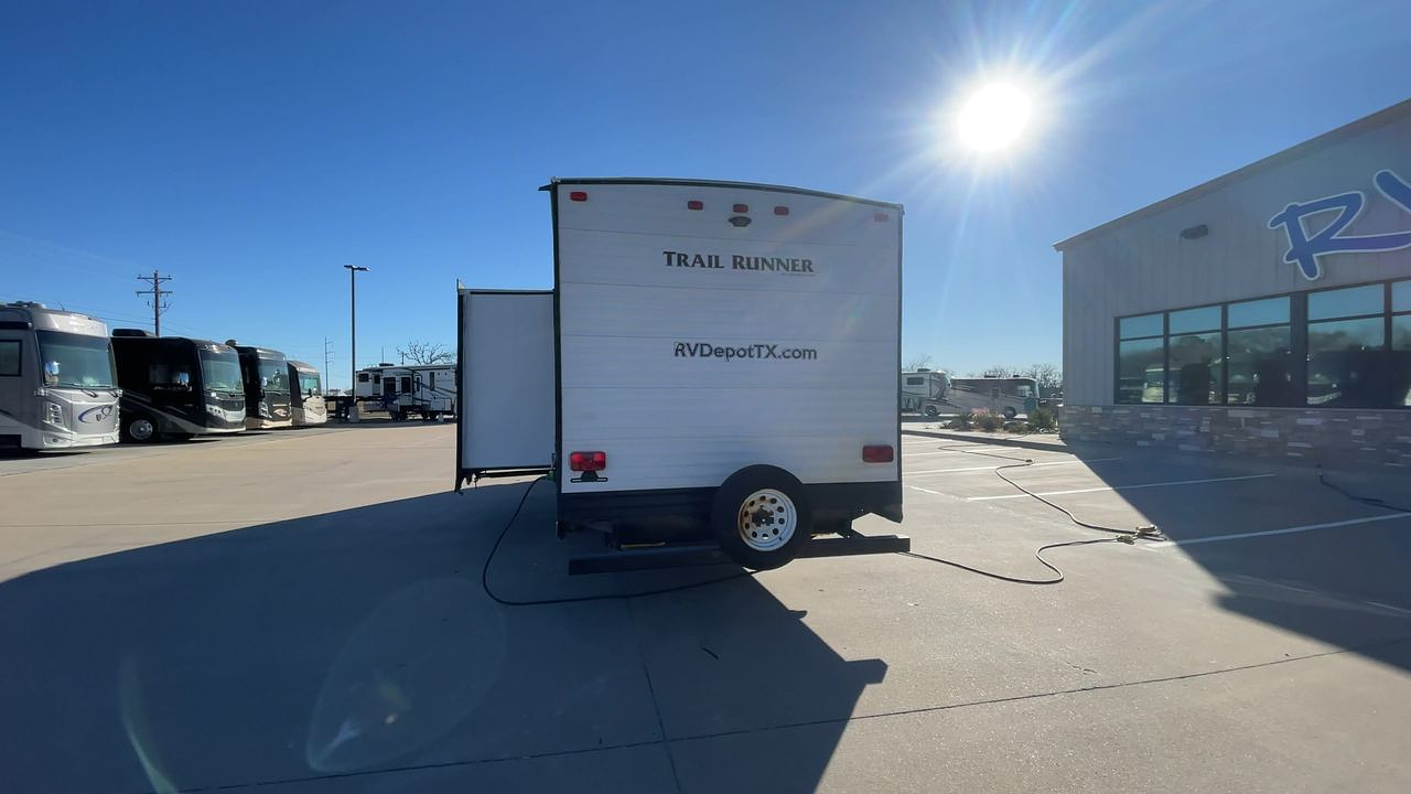 2021 HEARTLAND TRAIL RUNNER 261JM