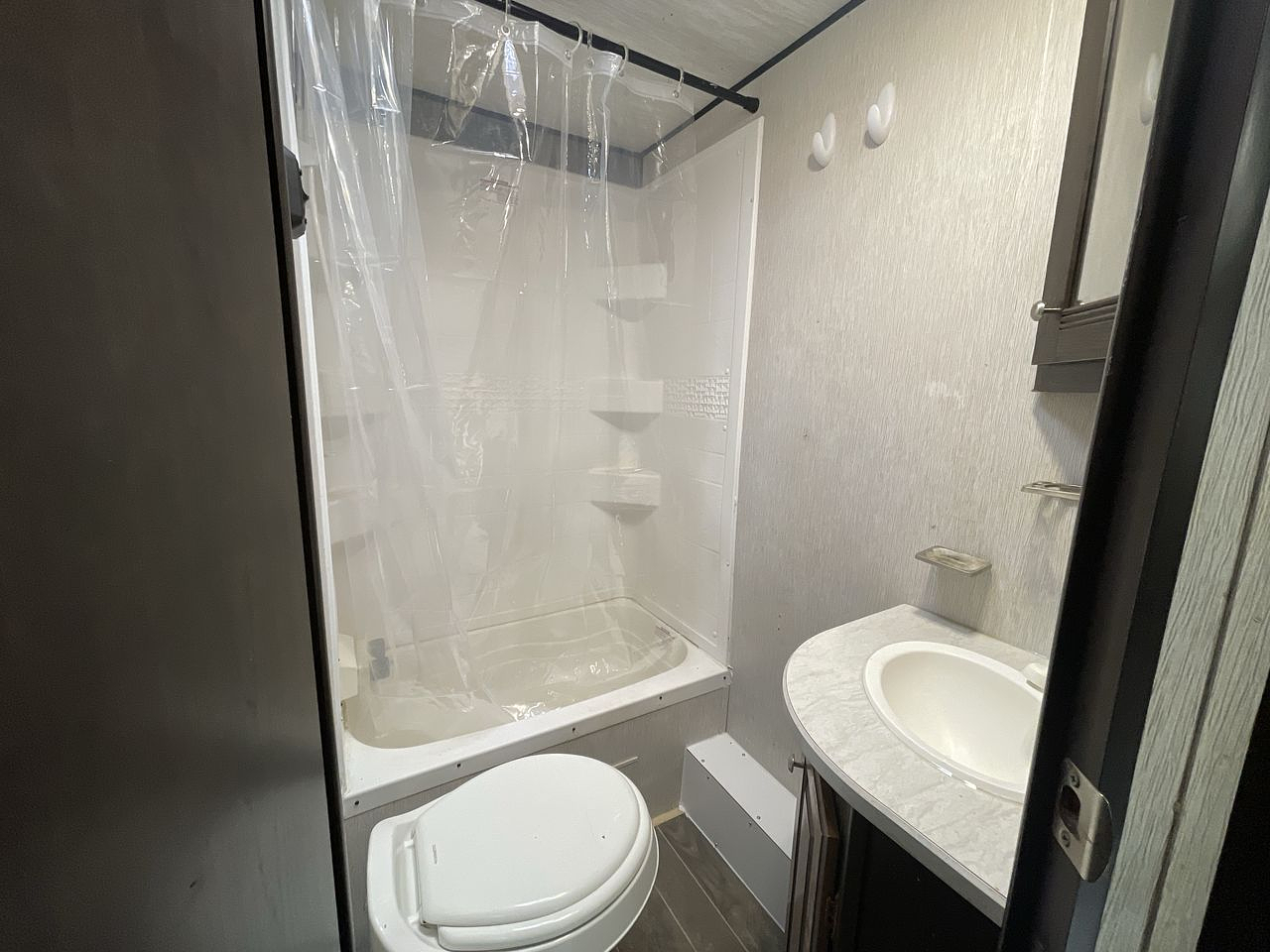 2021 HEARTLAND TRAIL RUNNER 261JM