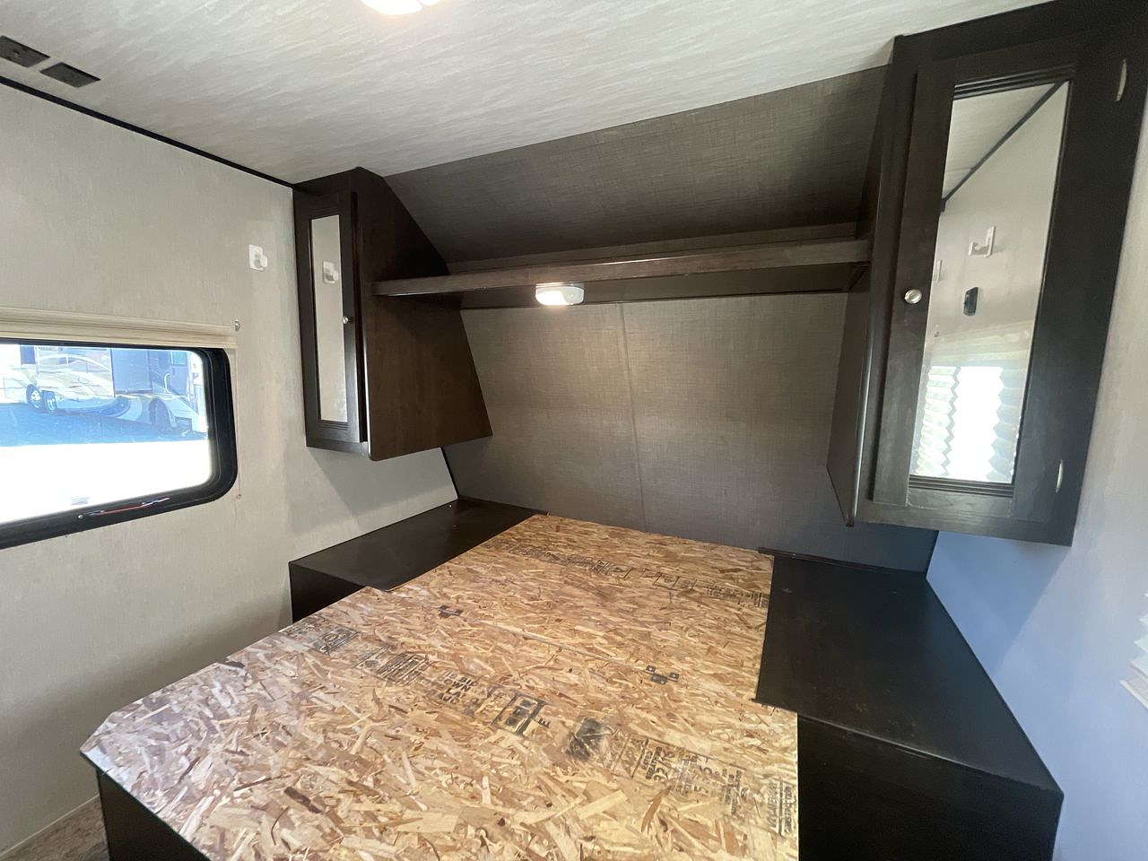 2021 HEARTLAND TRAIL RUNNER 261JM