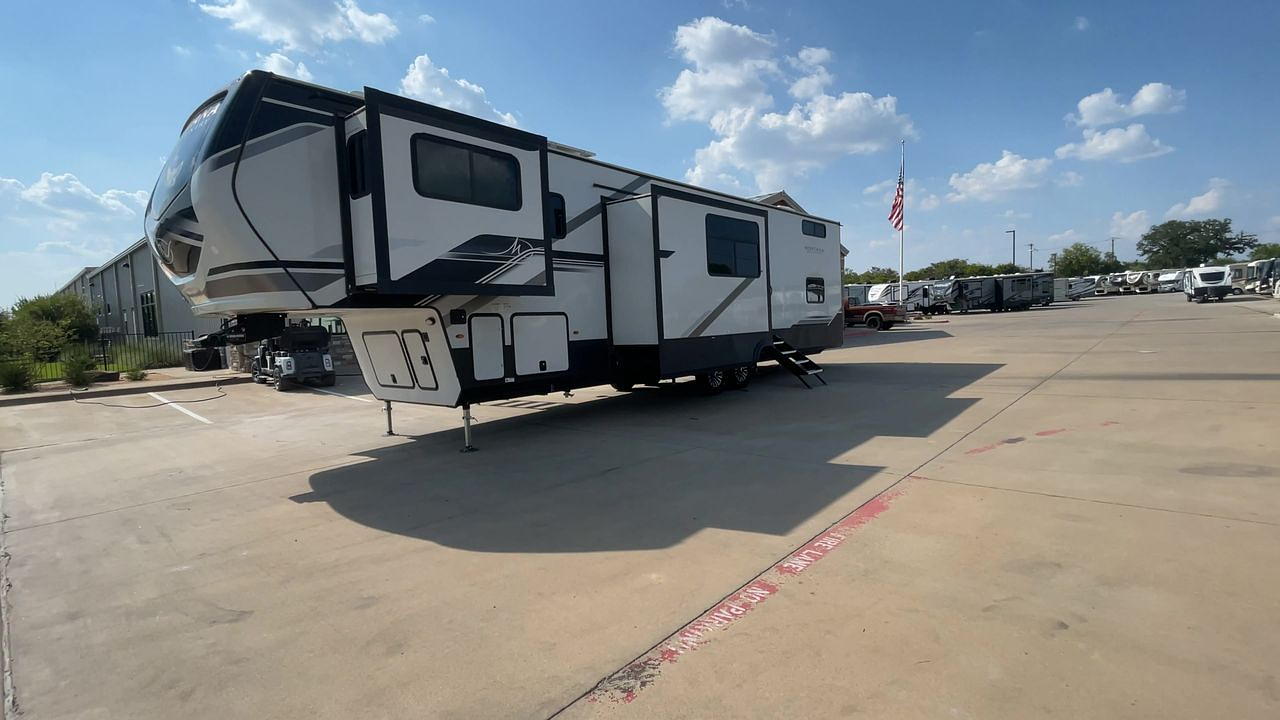 2024 KEYSTONE MONTANA 377FL