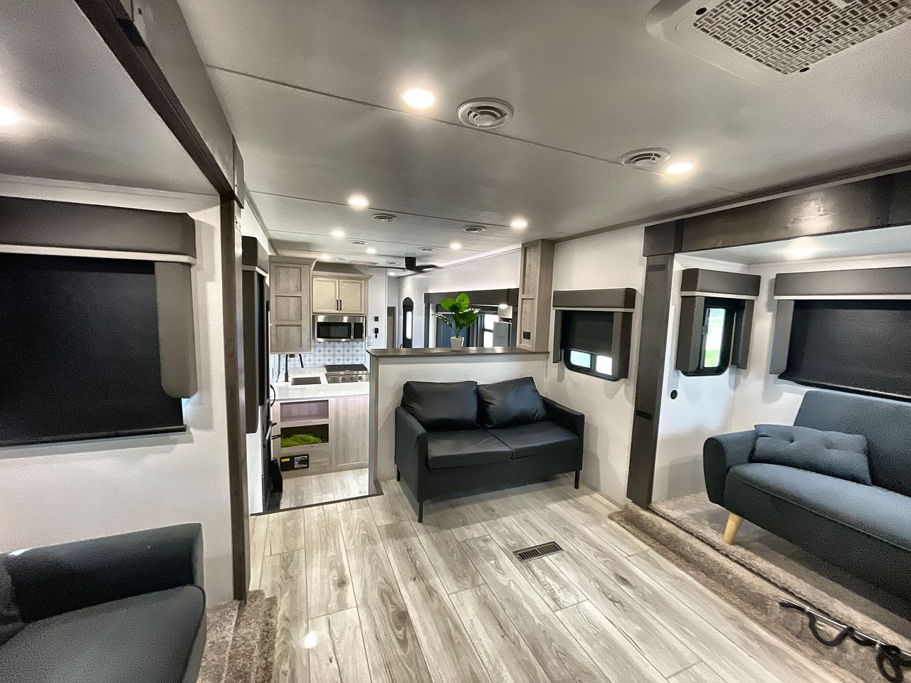 2024 KEYSTONE MONTANA 377FL