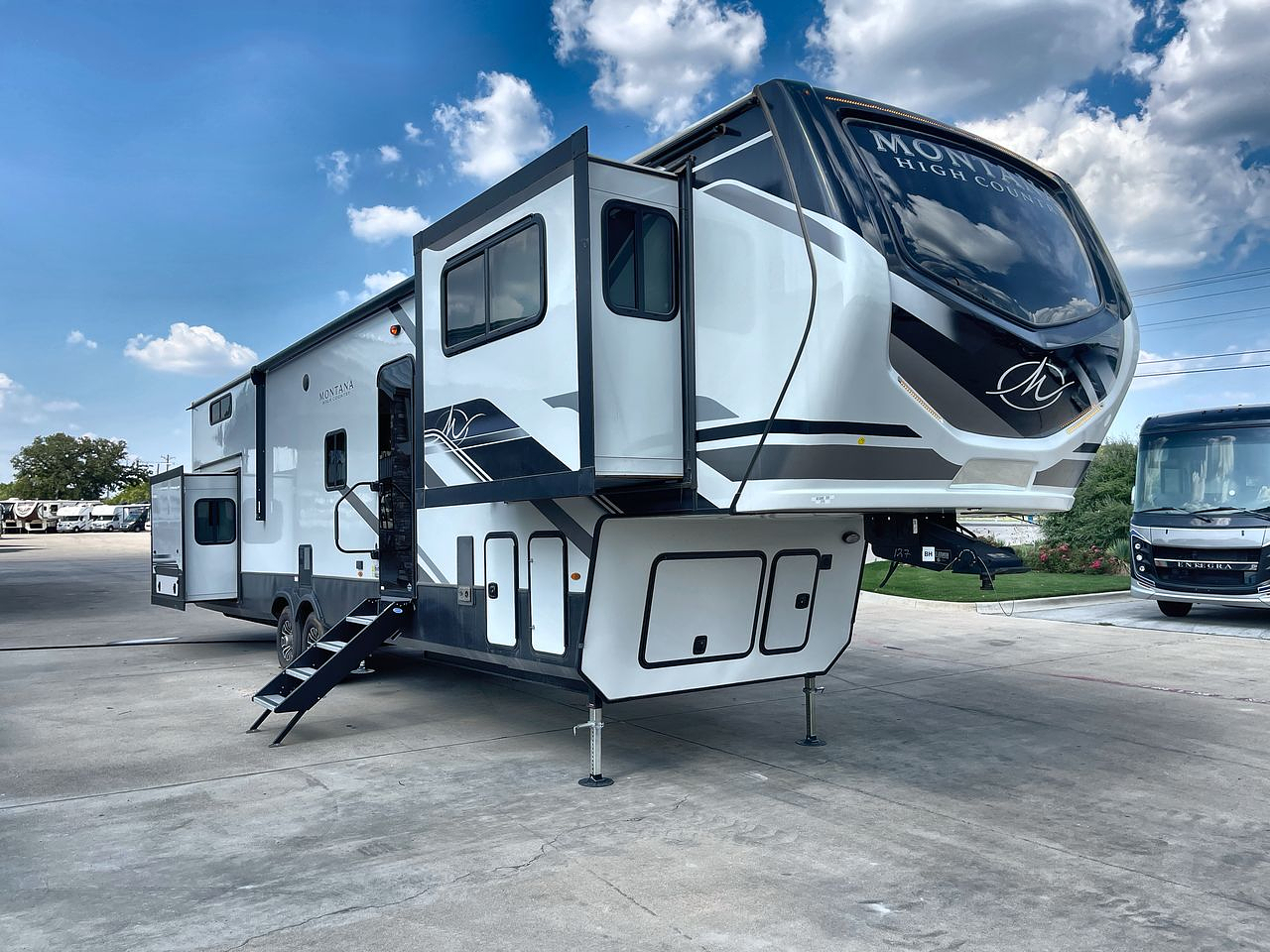 2024 KEYSTONE MONTANA 377FL