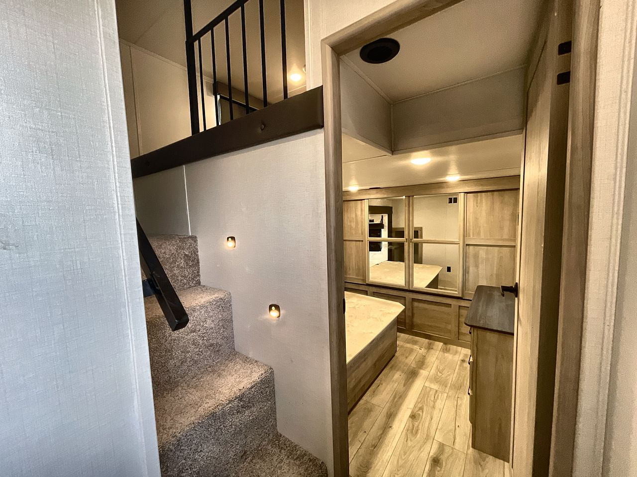 2024 KEYSTONE MONTANA 377FL