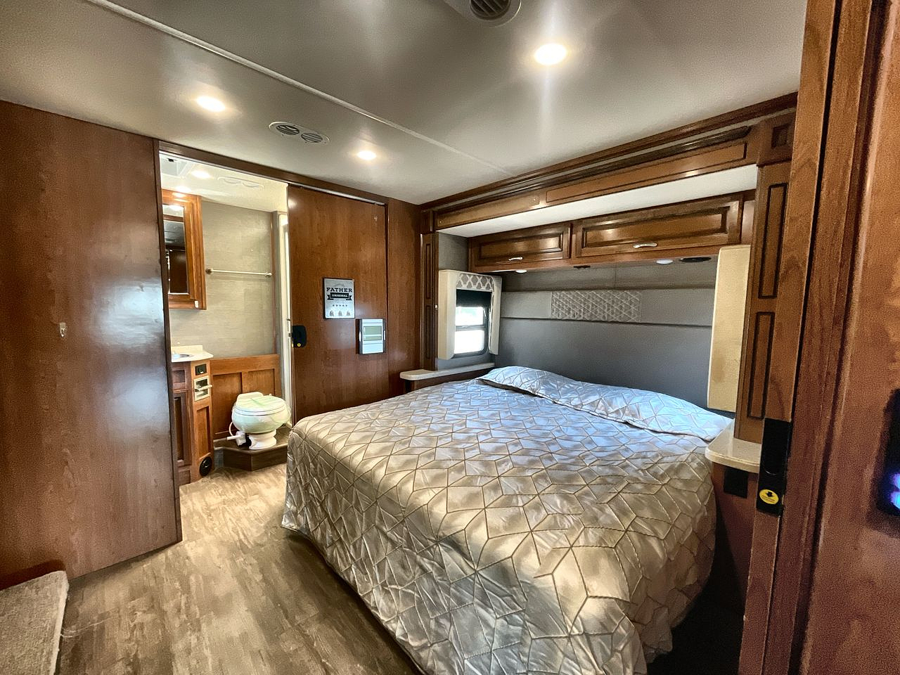 2018 FLEETWOOD BOUNDER 36H
